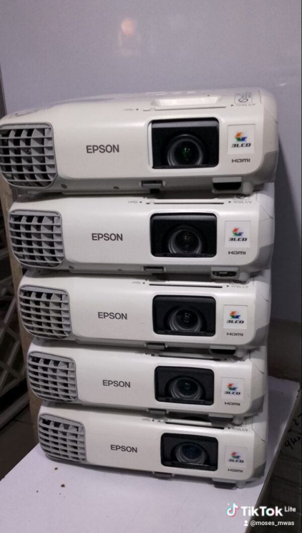 REFURBISHED EPSON EB-X27 PROJECTOR